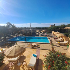 Villa 15 personnes avec piscine